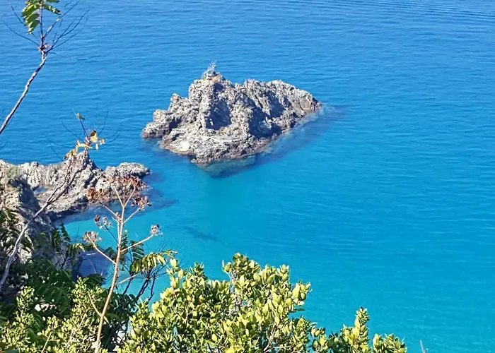 Civico 64 In Mansarda 3* 帕尔米