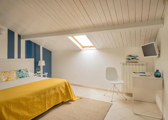 Civico 64 In Mansarda 3*