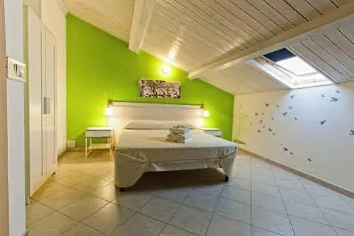 住宿加早餐酒店 Civico 64 In Mansarda 帕尔米