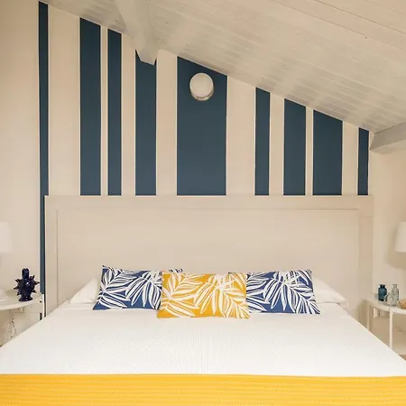 Civico 64 In Mansarda Bed & Breakfast