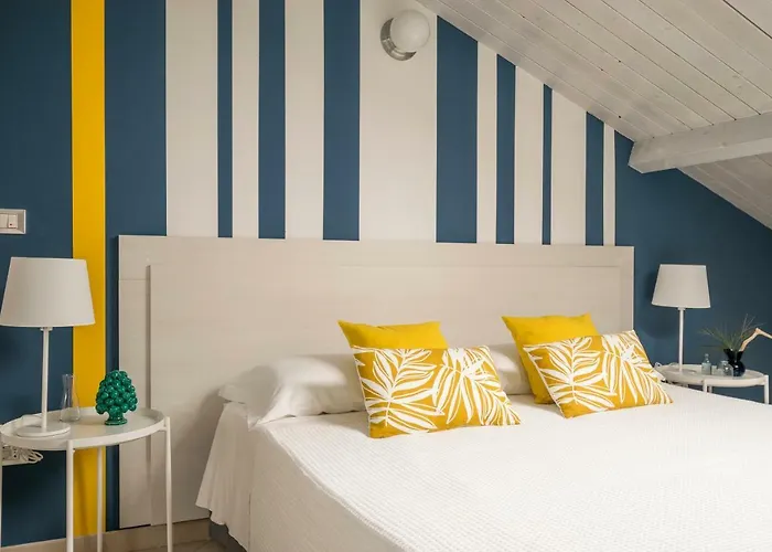 Civico 64 In Mansarda 3*