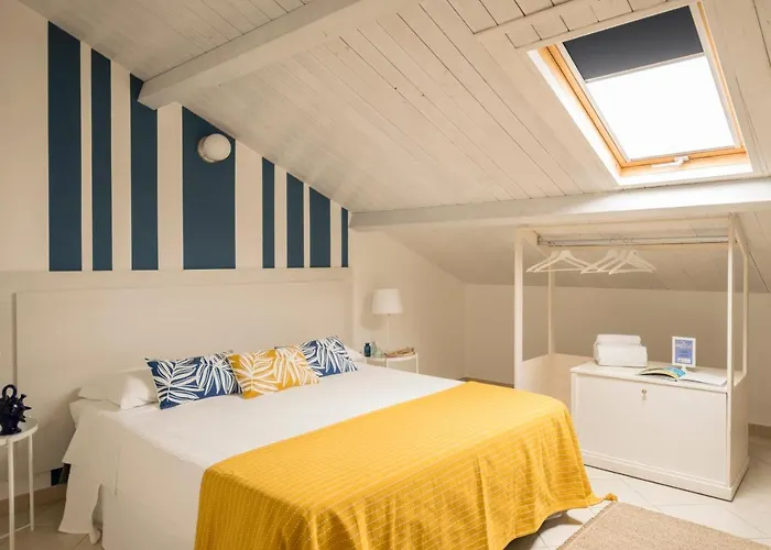 Civico 64 In Mansarda Palmi