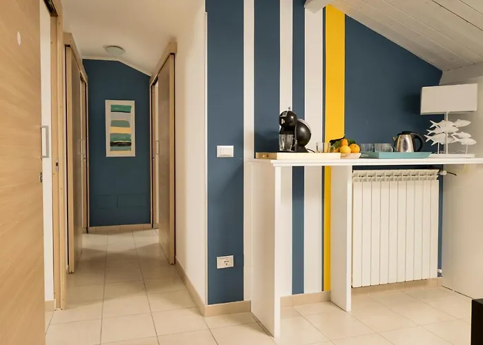 Civico 64 In Mansarda פאלמי