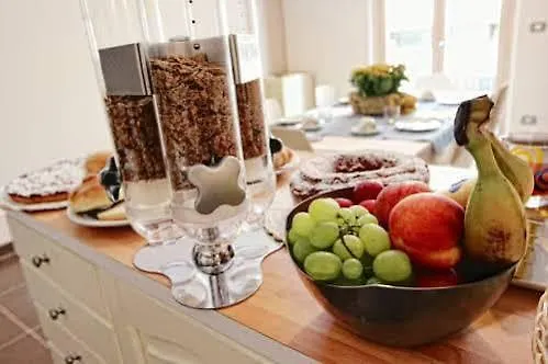 Alojamento de Acomodação e Pequeno-almoço Civico 64 In Mansarda Palmi